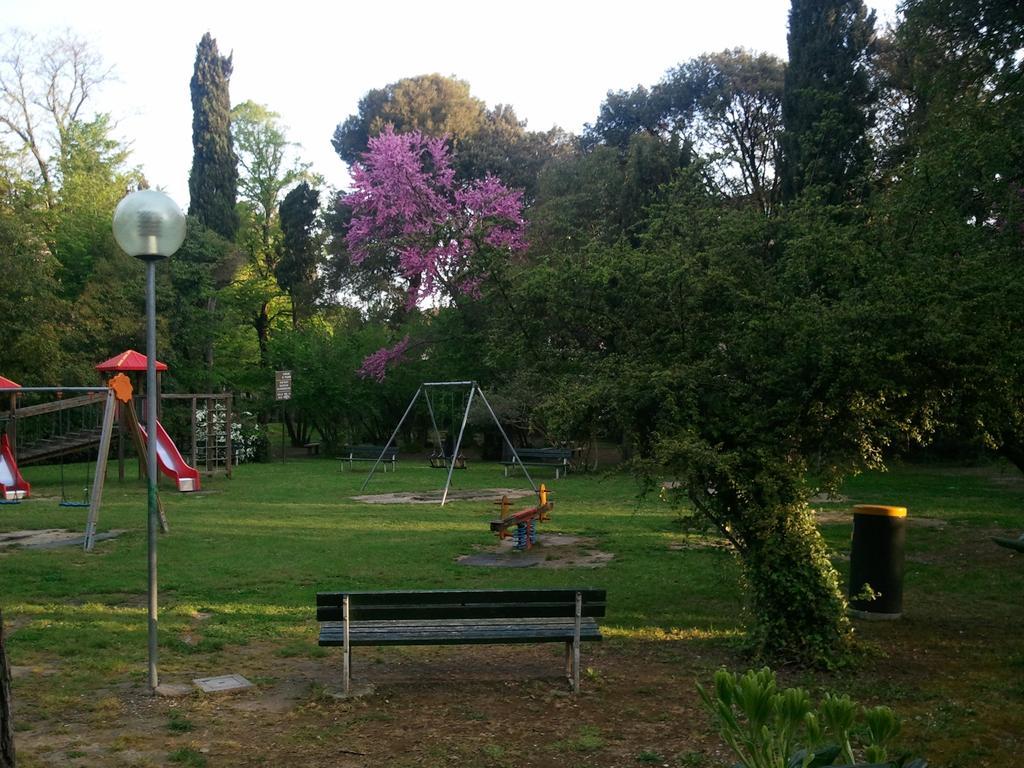 Hotel Athena Pesaro Extérieur photo