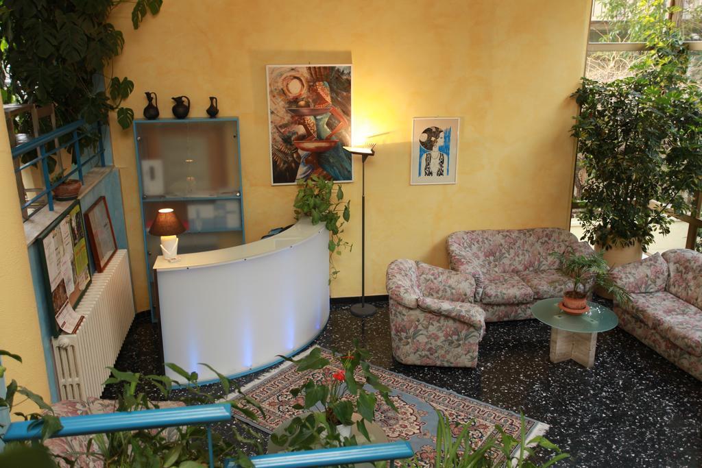 Hotel Athena Pesaro Extérieur photo